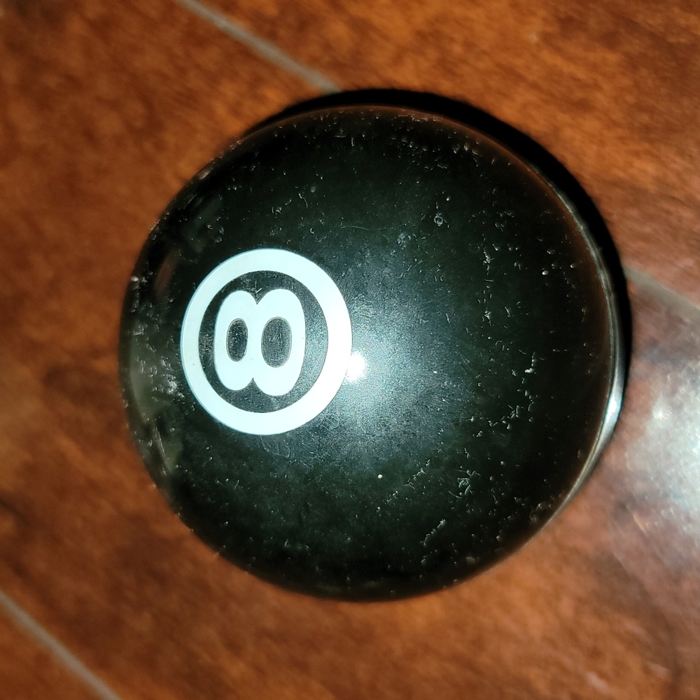 Vintage Avon 8 Ball Shaped Bottle